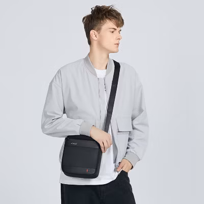 Handtaschen Herrentasche Leder Messenger Bags Luxus Umhängetasche Designer Handtasche Kleine Tragetasche Modetasche Großhandel Repliken Tasche